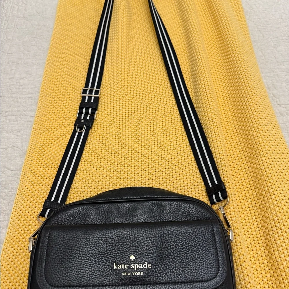 Kate Spade Black Crossbody Bag with Striped Strap - Picture 2 of 12